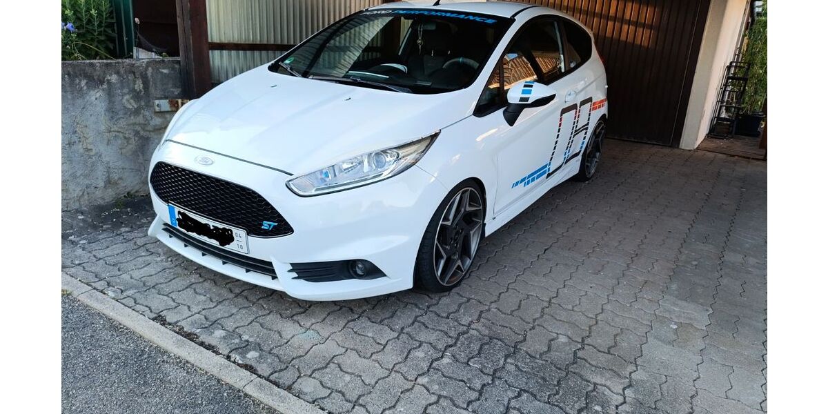 Ford Fiesta 192.500 km 6.900 &euro; Ziemetshausen 86473