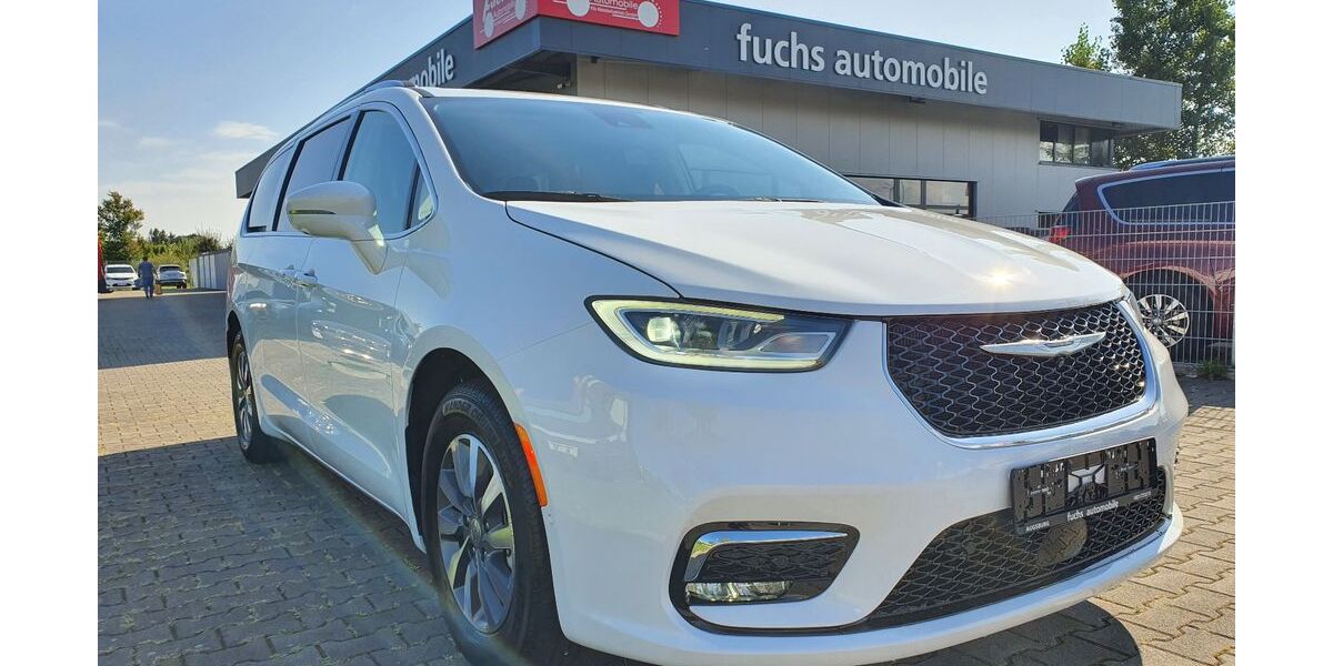 Chrysler Pacifica 52.307 km 44.990 &euro; Augsburg 86165