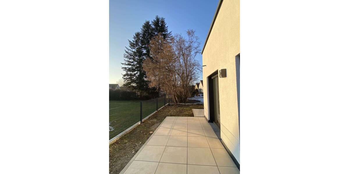 Etagenwohnung Dinkelscherben - 2 Zimmer, 87 m&sup2;, 1.090&euro; | Angebot:26764146
