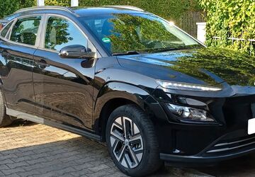 Hyundai KONA Elektro 15.000 km 21.400 &euro; Neusäß 86356