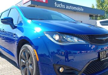 Chrysler Pacifica 40.957 km 37.490 &euro; Augsburg 86165