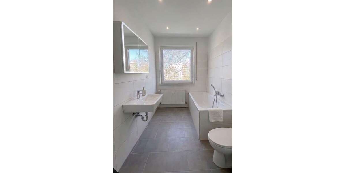Etagenwohnung Langweid am Lech - 4 Zimmer, 98 m&sup2;, 1.450&euro; | Angebot:27362847