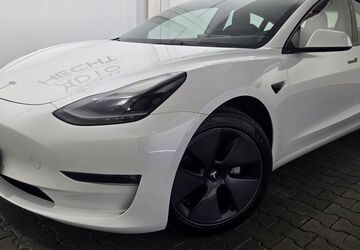 Tesla Model 3 52.000 km 27.700 &euro; Königsbrunn bei Augsburg 86343
