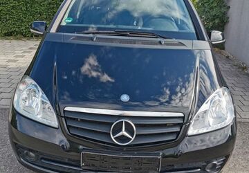 Mercedes-Benz A 180 168.533 km 2.950 &euro; Augsburg 86165