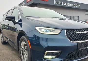 Chrysler Pacifica 2.322 km 50.990 &euro; Augsburg 86165