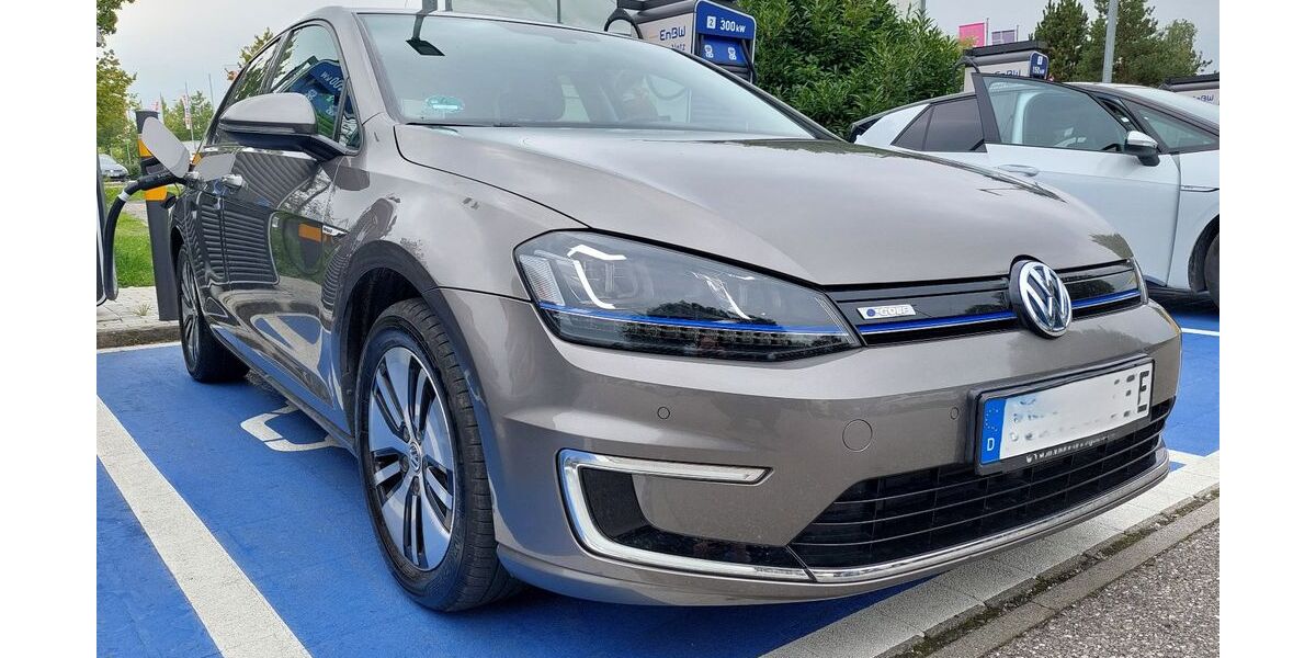 VW Golf 68.048 km 11.100 &euro; Buttenwiesen 86647