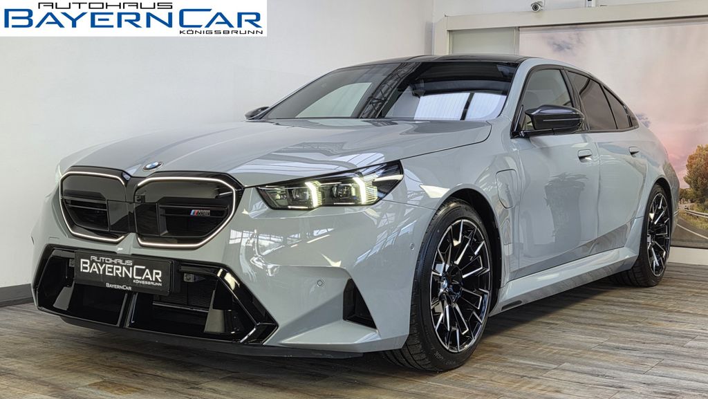 BMW M5 10.390 km 119.989 &euro; Königsbrunn 86343