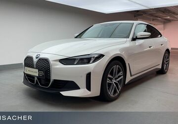 BMW i4 17.952 km 43.990 &euro; Augsburg 86167