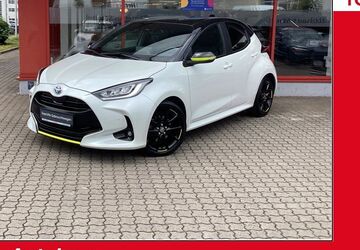 Toyota Yaris 29.778 km 21.480 &euro; Augsburg-Lechhausen 86165