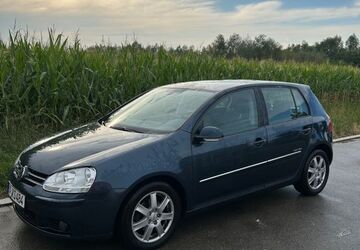 VW Golf 245.000 km 3.000 &euro; Augsburg 86156
