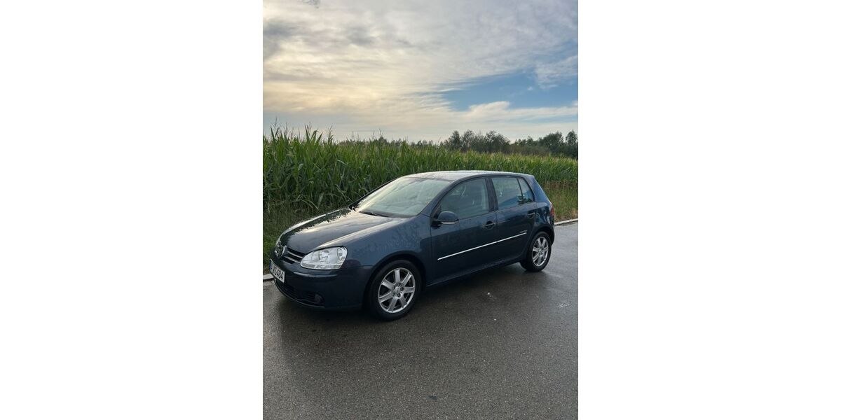 VW Golf 245.000 km 3.000 &euro; Augsburg 86156