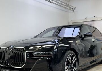 BMW 750 17.700 km 94.989 &euro; Königsbrunn 86343