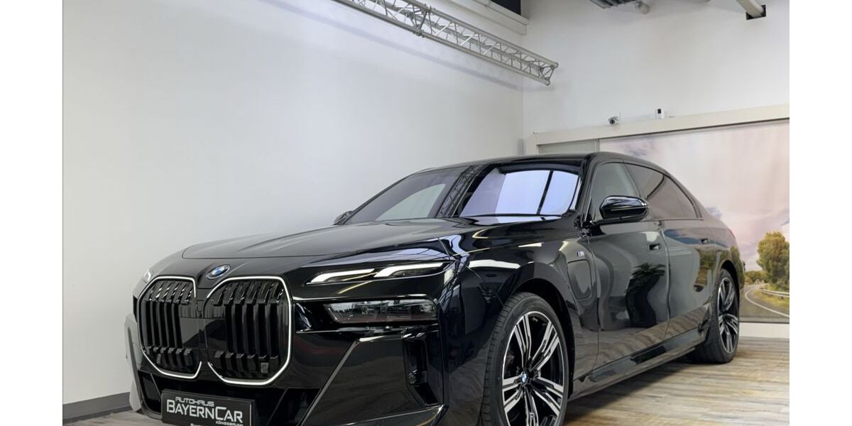 BMW 750 17.700 km 94.989 &euro; Königsbrunn 86343