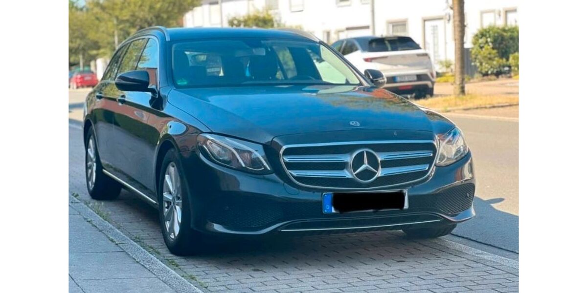 Mercedes-Benz 220 227.500 km 16.950 &euro; Augsburg 86156